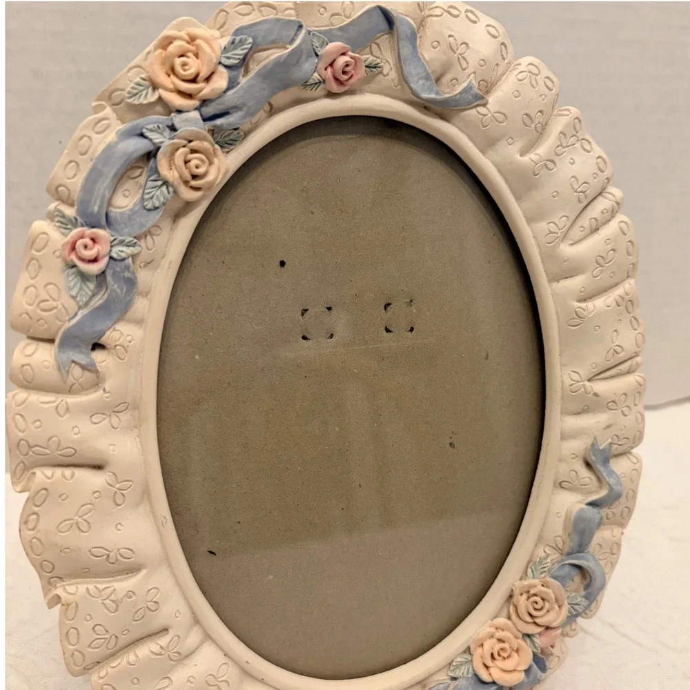 Vintage Oval Floral Picture Frame Cream Pink Roses Blue Ribbon Shabby Chic 5x7
